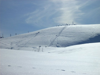 Bambina ferita sulle piste di Passo Lanciano: paura per una caduta sulla neve